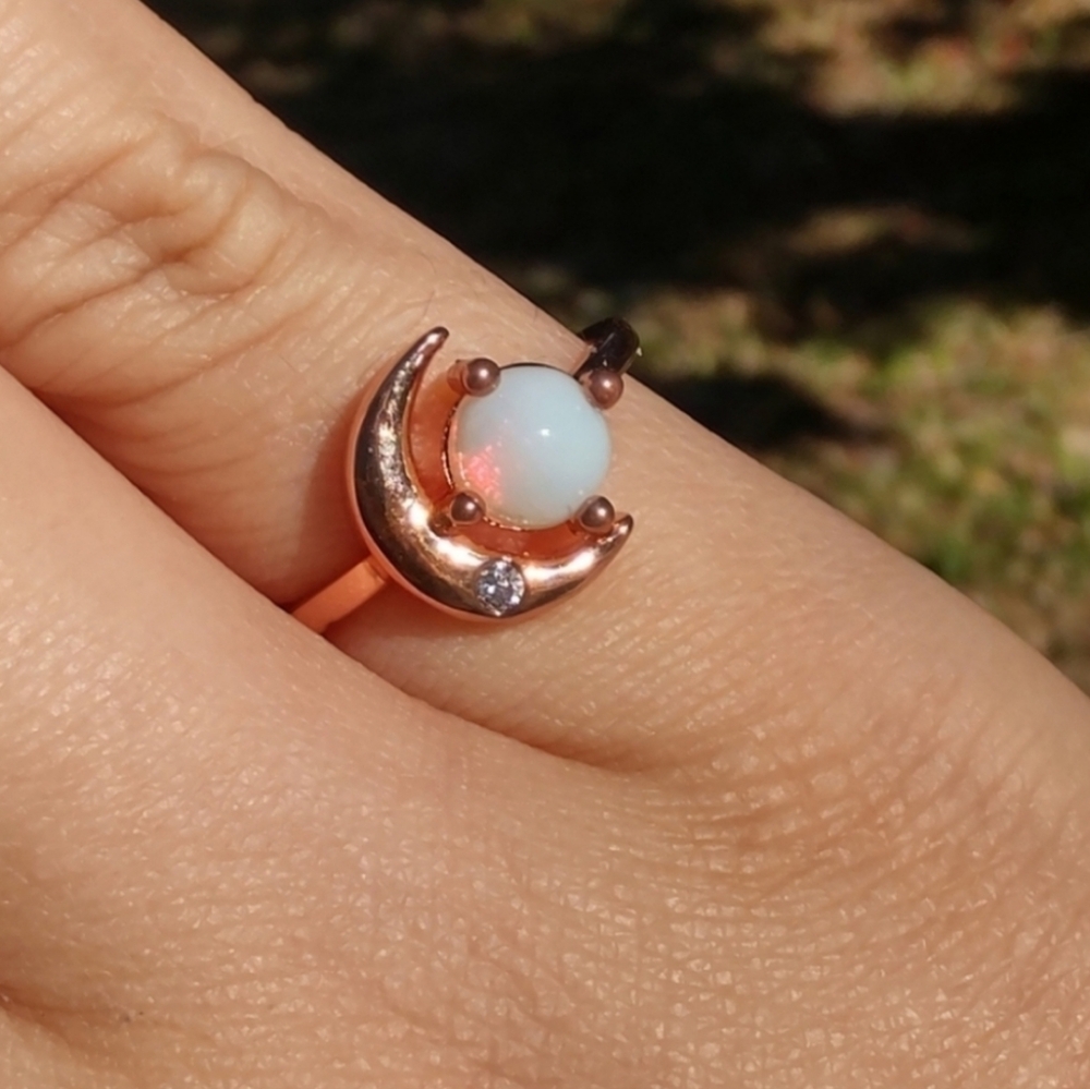 "Sailor moon" rose gold opalite ring .925